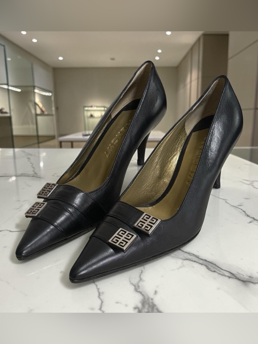 Givenchy Black Leather Pointed Toe Logo Pumps Heels! 36.5 EU 6.5 US! COA! EUC!
